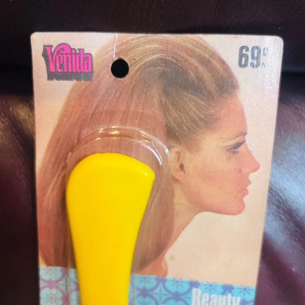 VTG Venida Yellow Plastic Beauty Hair Styler Comb Sealed 1970s‎ Beauty NOS